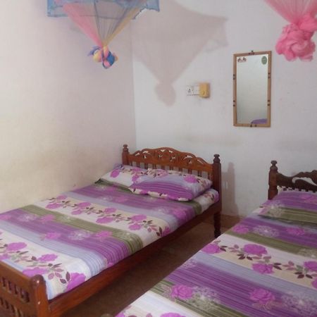 Kunam Beach Rest Inn Batticaloa ภายนอก รูปภาพ