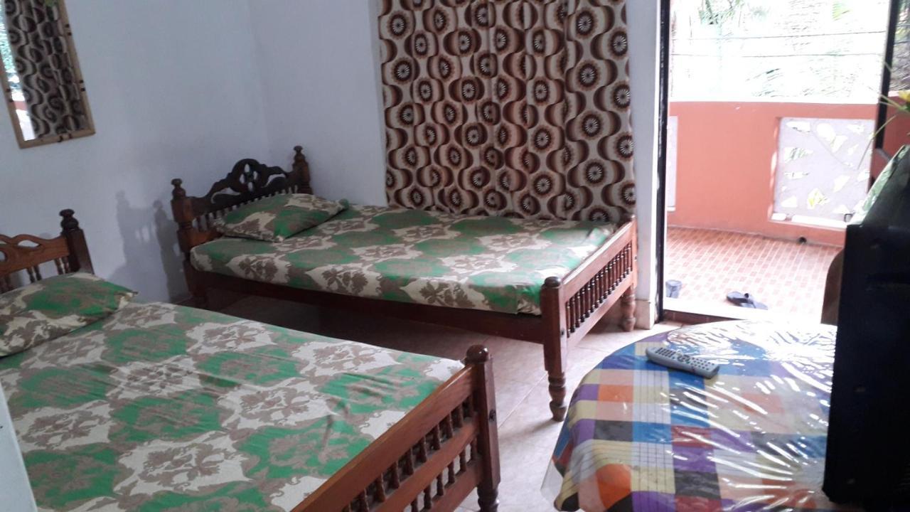 Kunam Beach Rest Inn Batticaloa ภายนอก รูปภาพ