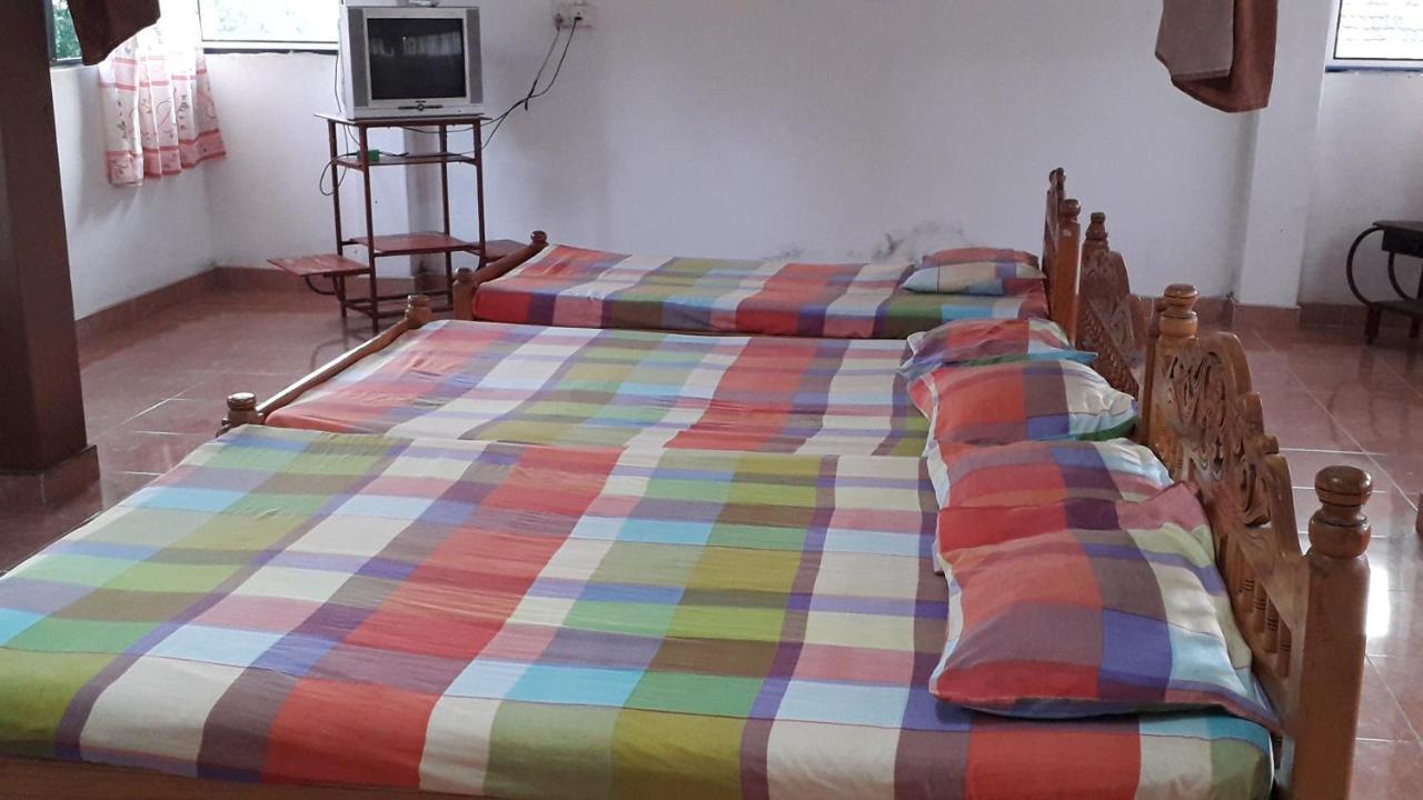 Kunam Beach Rest Inn Batticaloa ภายนอก รูปภาพ