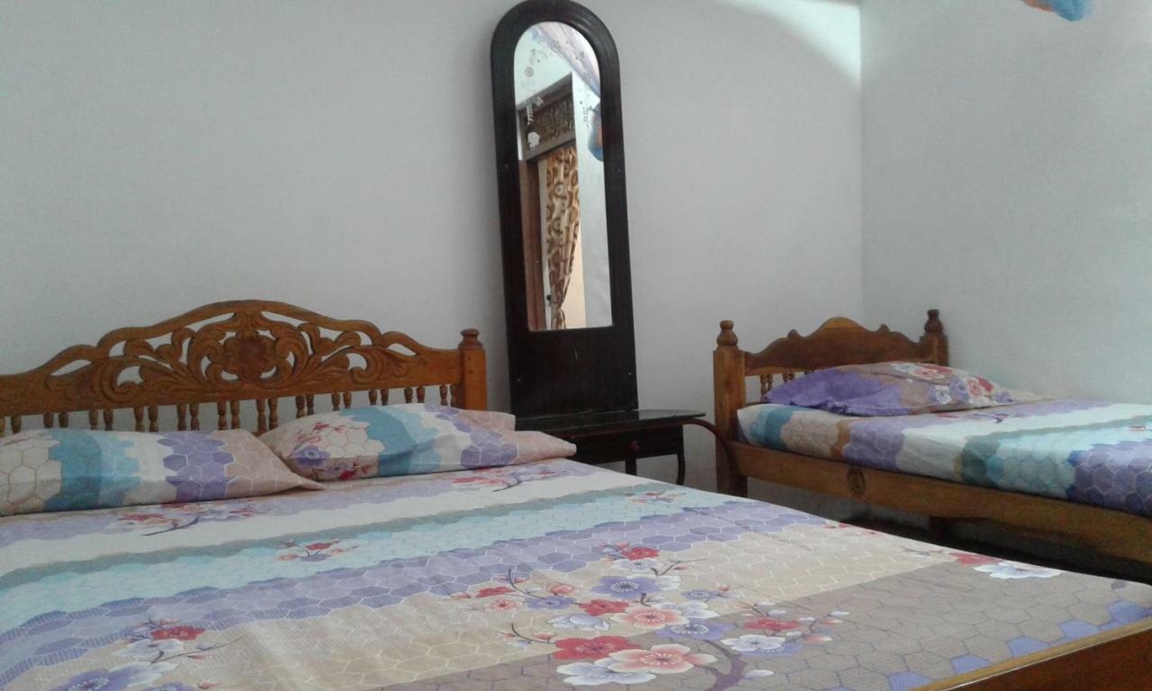 Kunam Beach Rest Inn Batticaloa ภายนอก รูปภาพ